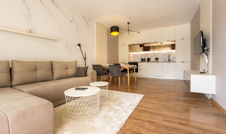 Апартаменти71