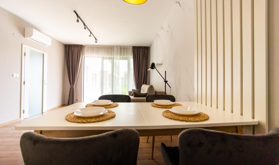 Апартаменти61