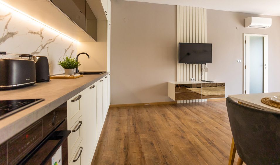 Апартаменти57