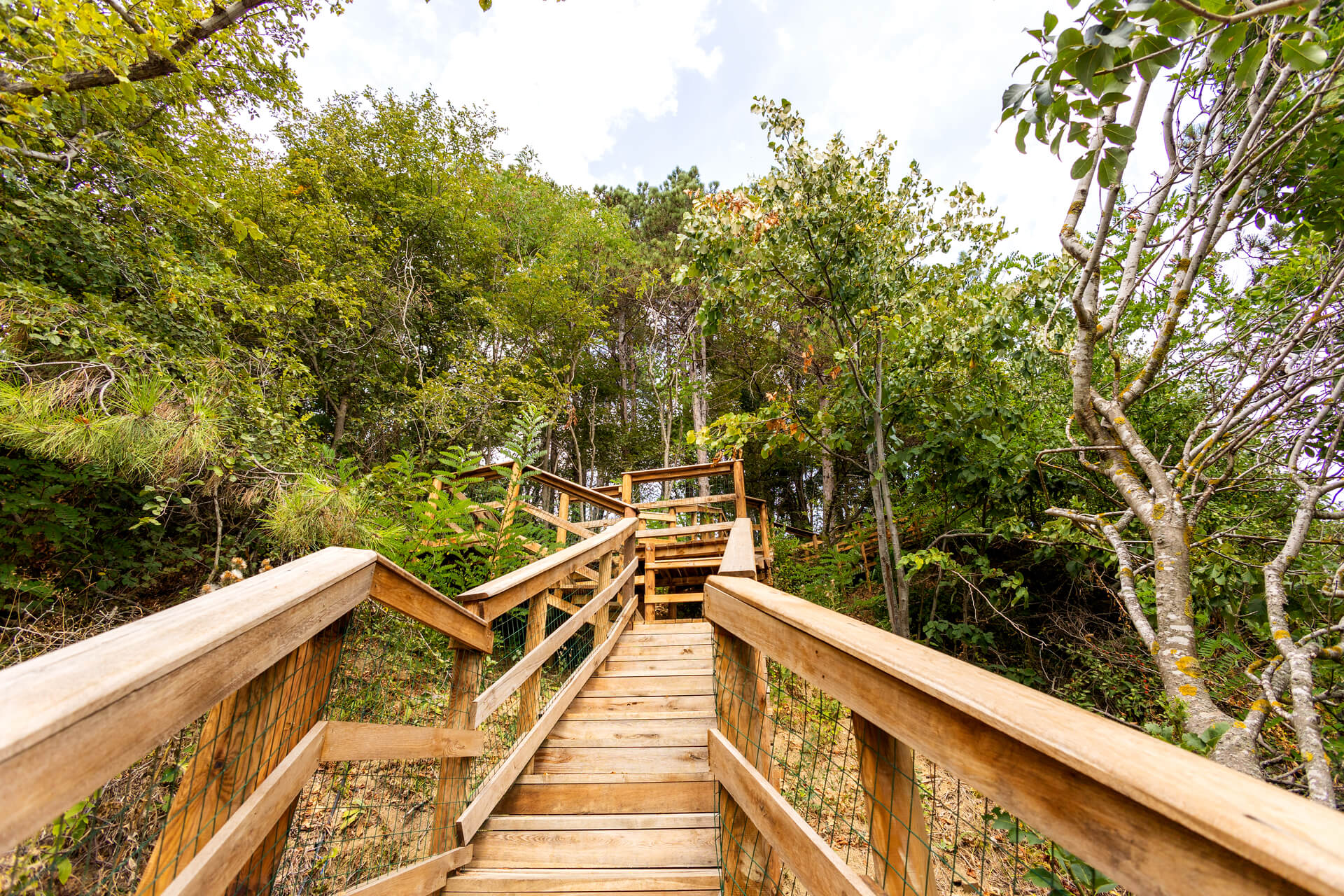 Курорт на брега на морето