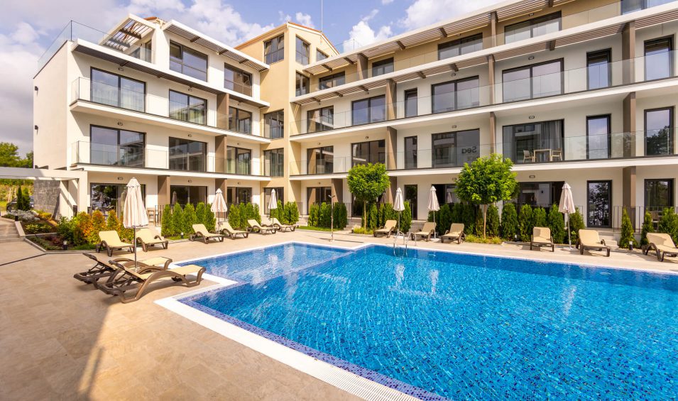 Отдих край брега: Красотата на българското крайбрежие