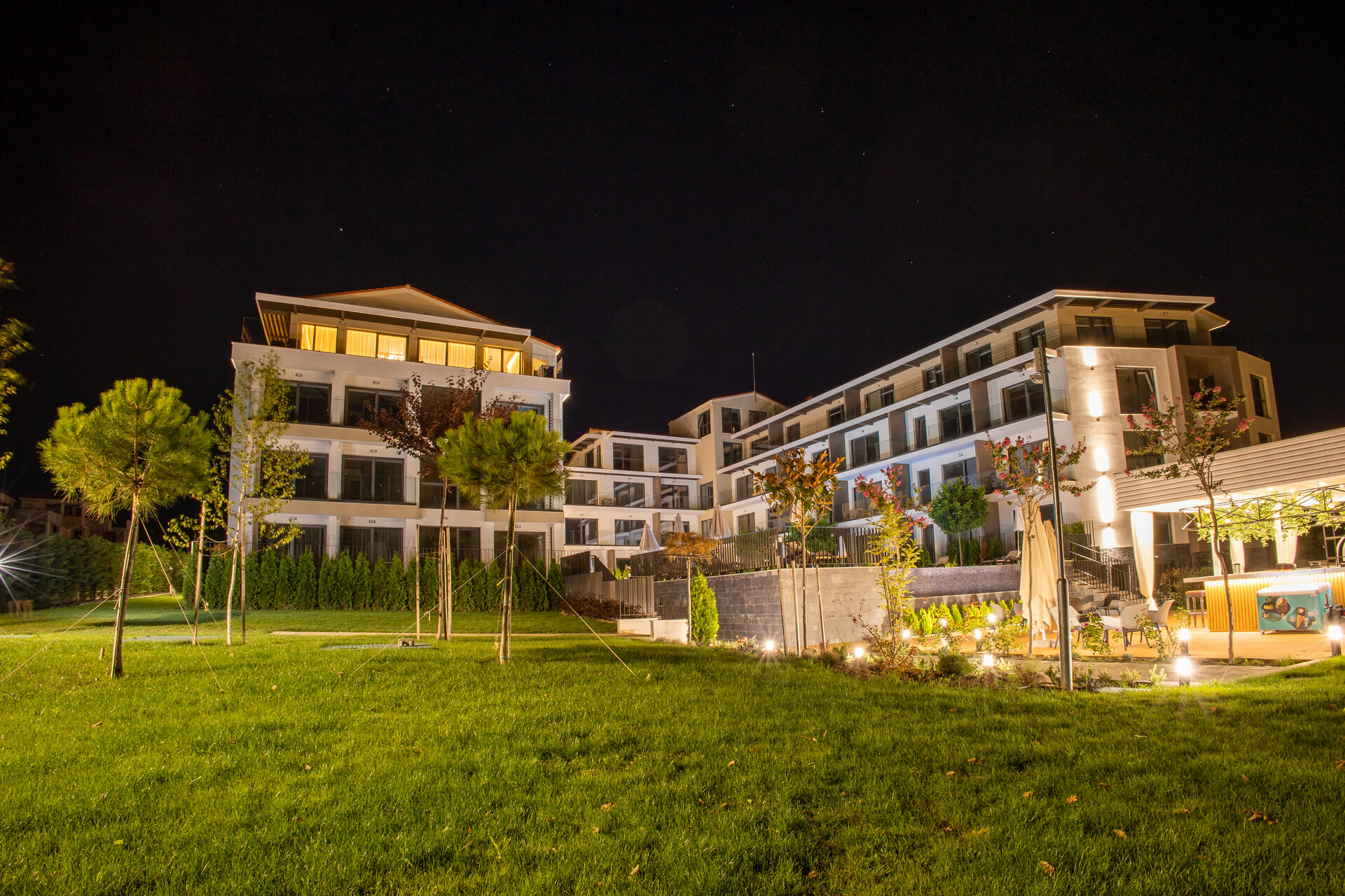 Продажба на апартаменти в Обзор