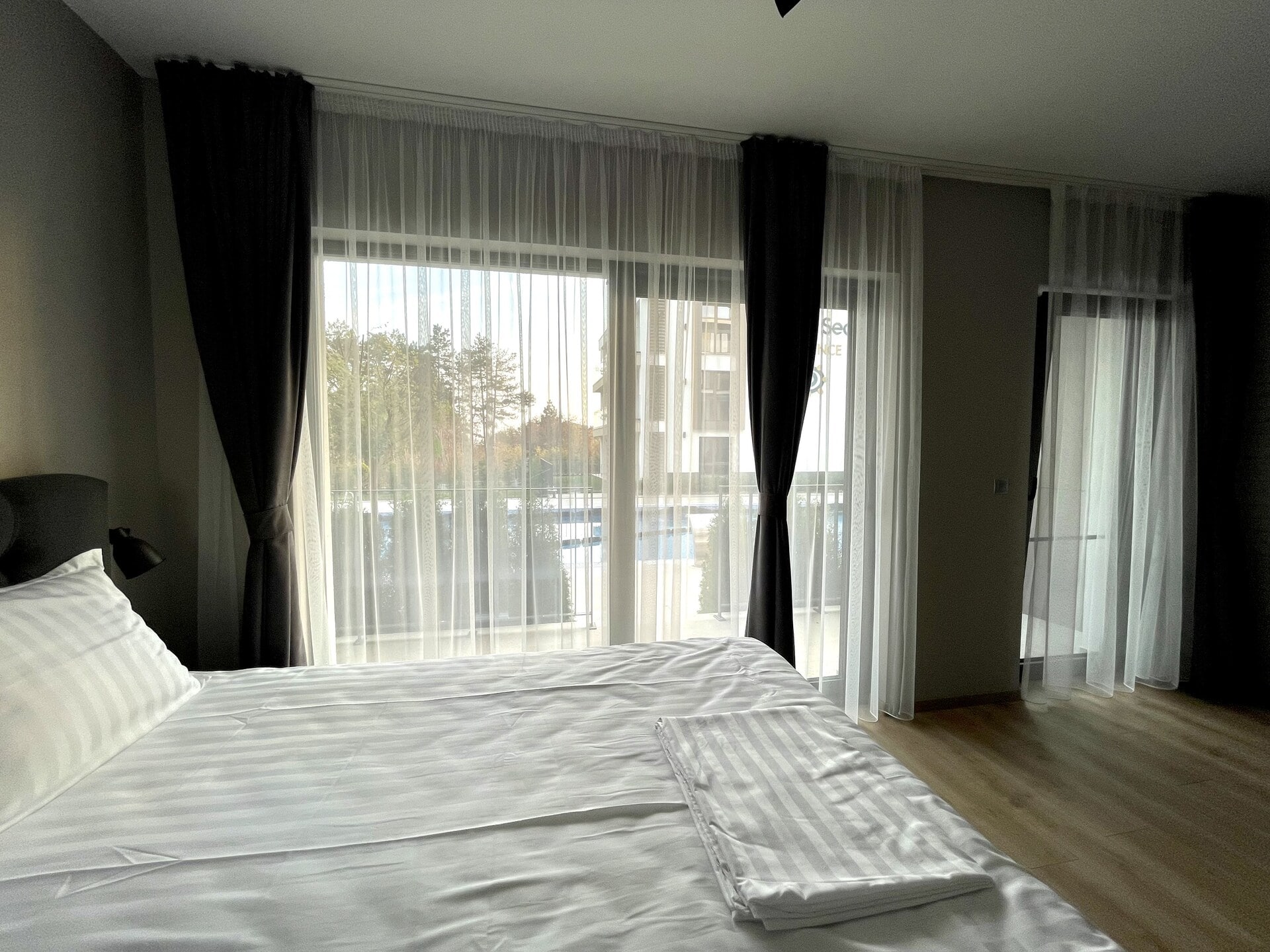 Обзор идеалното място за романтична почивка